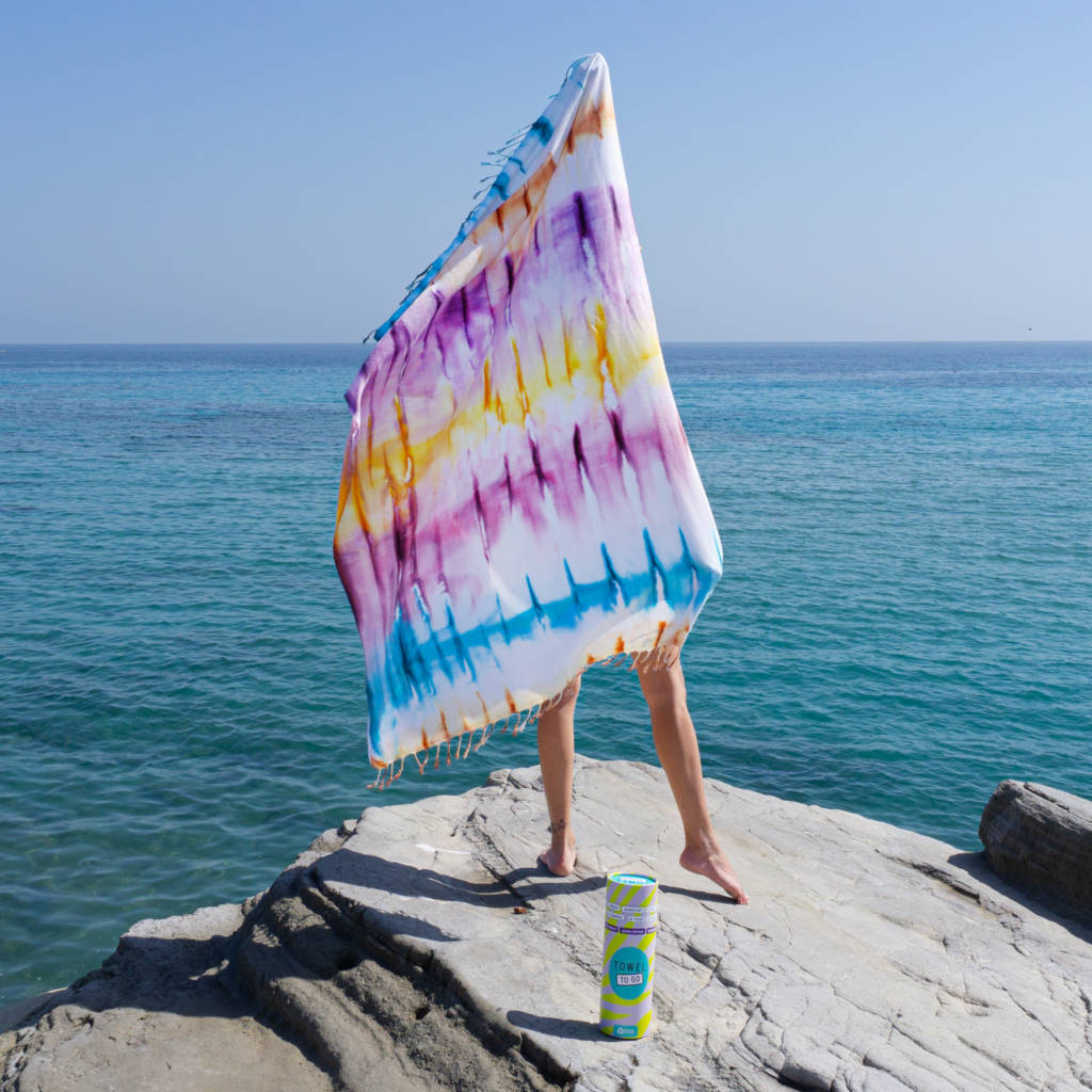 Towel to Go Tie Dye Beach Towel Stripe Violett